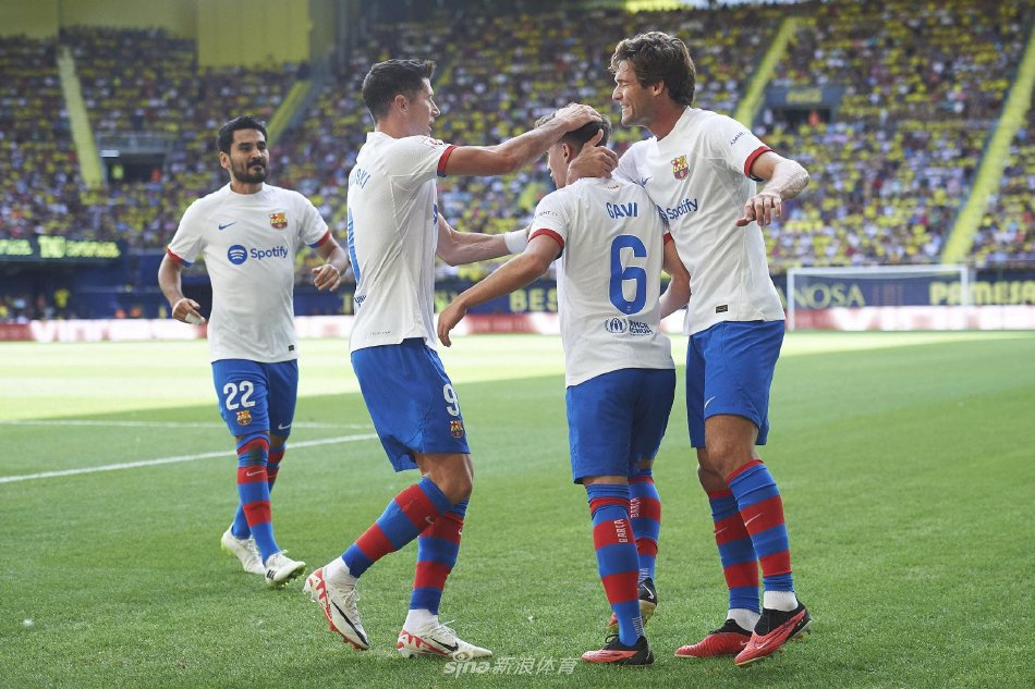 国际标准的 国际标准的