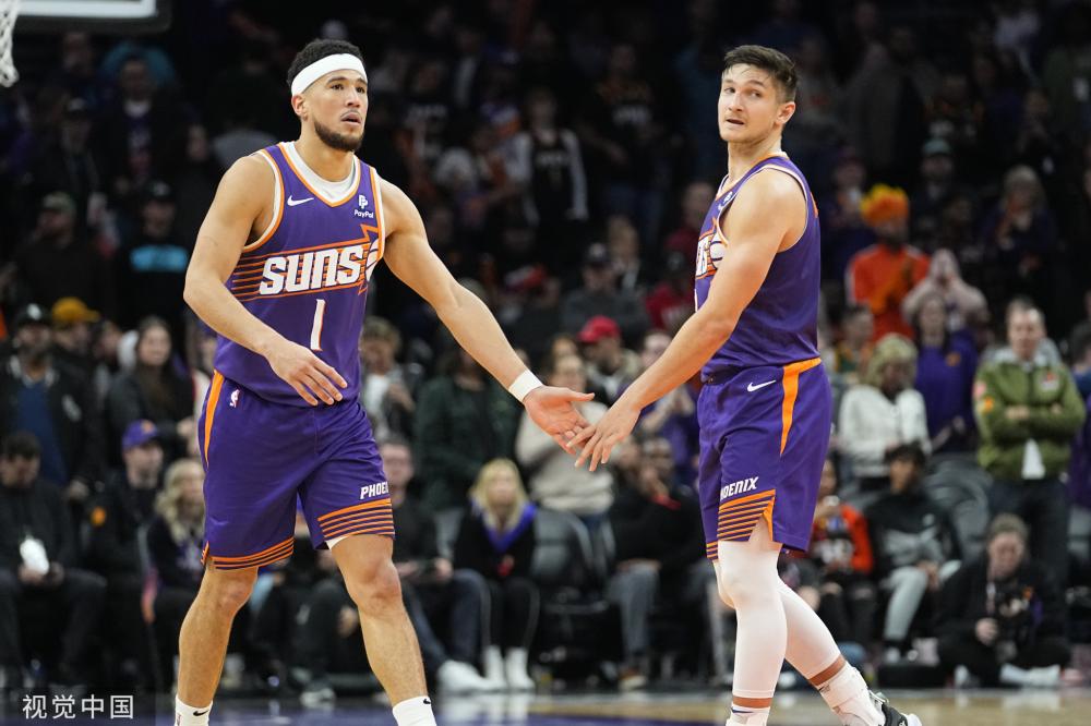 在南特效力 在南特效力